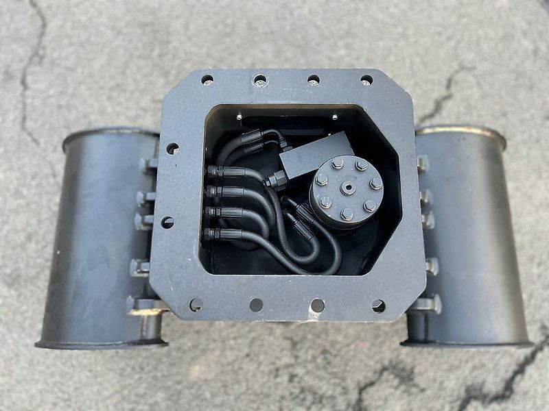 Greifer 3,5-7 t Klasse Drehkranz Mehrzweckgreifer HMZGx 4.7 Häner