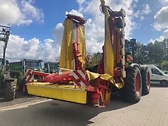 Pöttinger Novacat X8 inkl. 301 Alpha-Motion ohne Zetter