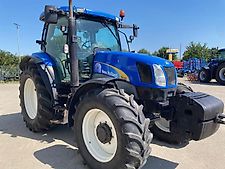 New Holland TS135A