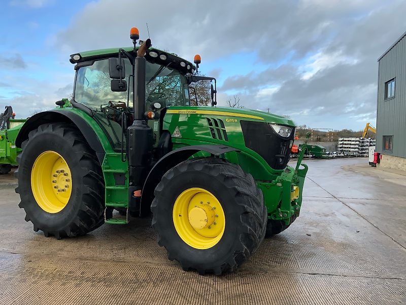 John Deere 6215R Tractor (ST24923)
