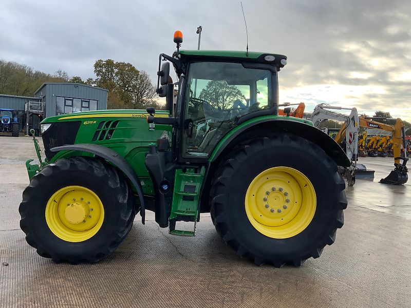 John Deere 6215R Tractor (ST24923)