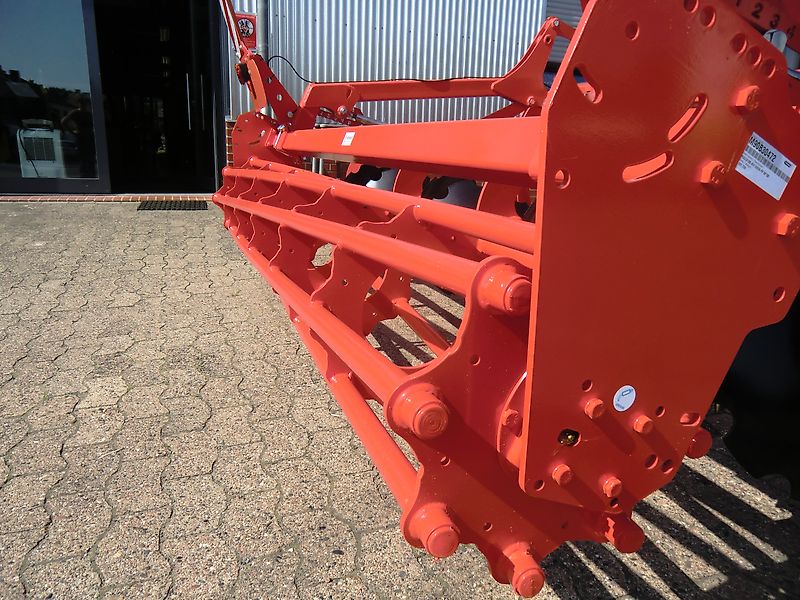 Maschio TERREMOTO 3-300 Rohrstabwalze