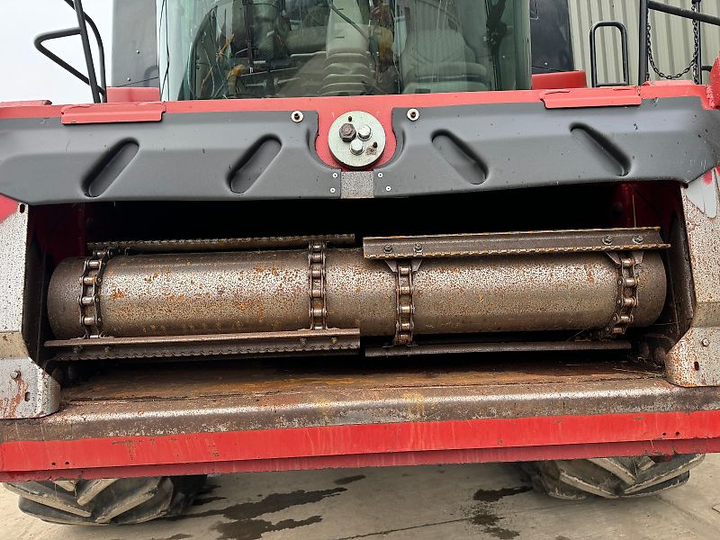 Case Axial Flow AFX 8010 c/w 30ft Header