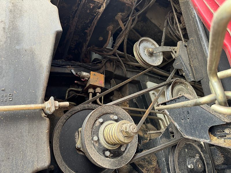 Case Axial Flow AFX 8010 c/w 30ft Header