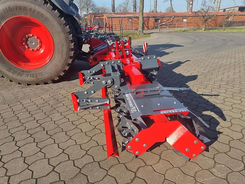 DA Landtechnik Katana Cut Hydro 900 Butterfly Messerwalze