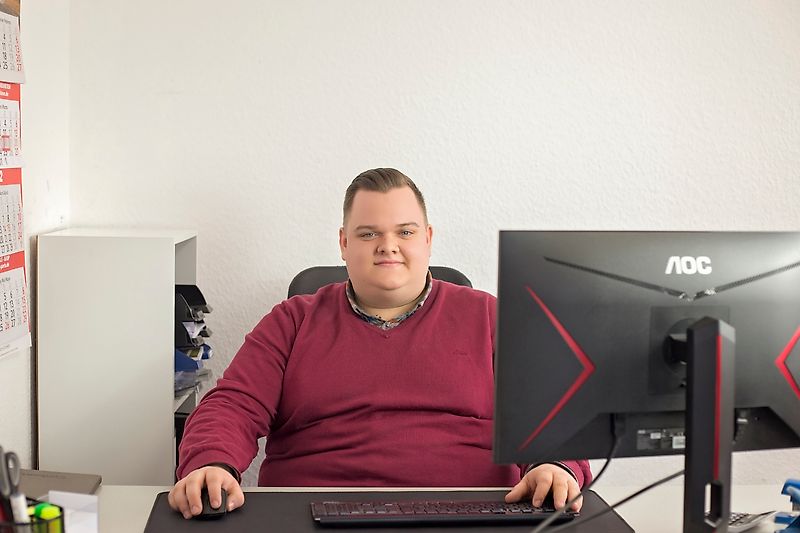 Kontakt Herr Leon Baden