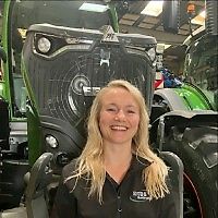 Kontakt Fru Emmely Birkballe