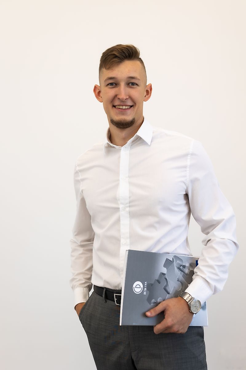 Kontakt Herr Adam Rogalski